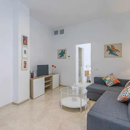 Apartment Santa Cruz Parking Incluido Seville